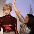 Taylor Swift ganha estátua de cera em Dubai e vira meme na web (Reprodução/Instagram)
